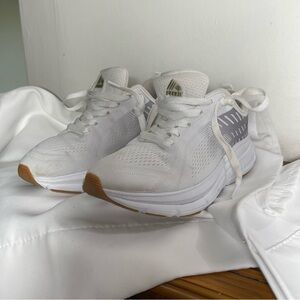 ☁️ RBX White Knit Mesh Walking Shoes | EF11543 | Sz 7.5